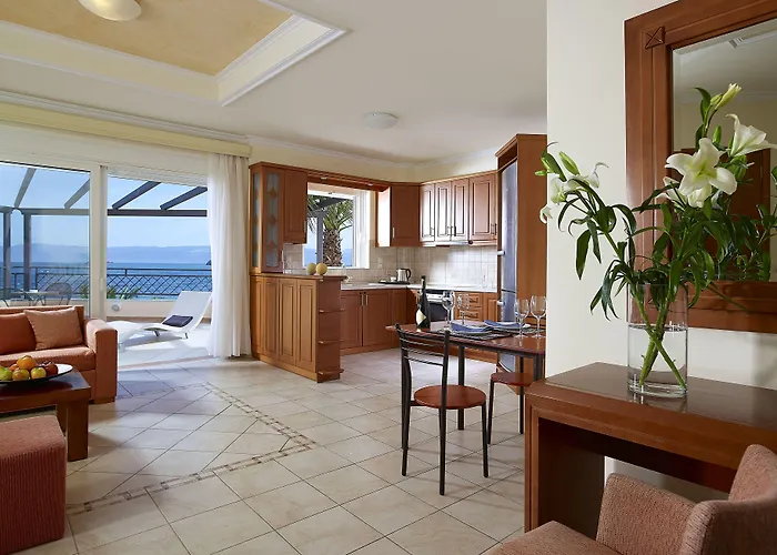 Avantis Suites Hotel