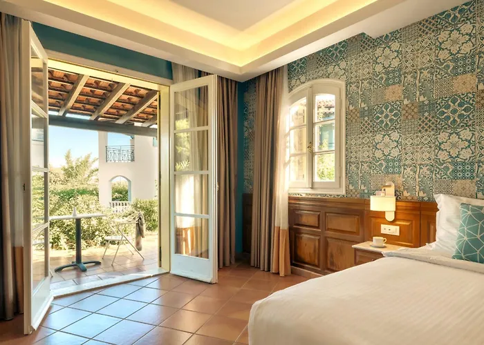 Zeus Eretria Resort